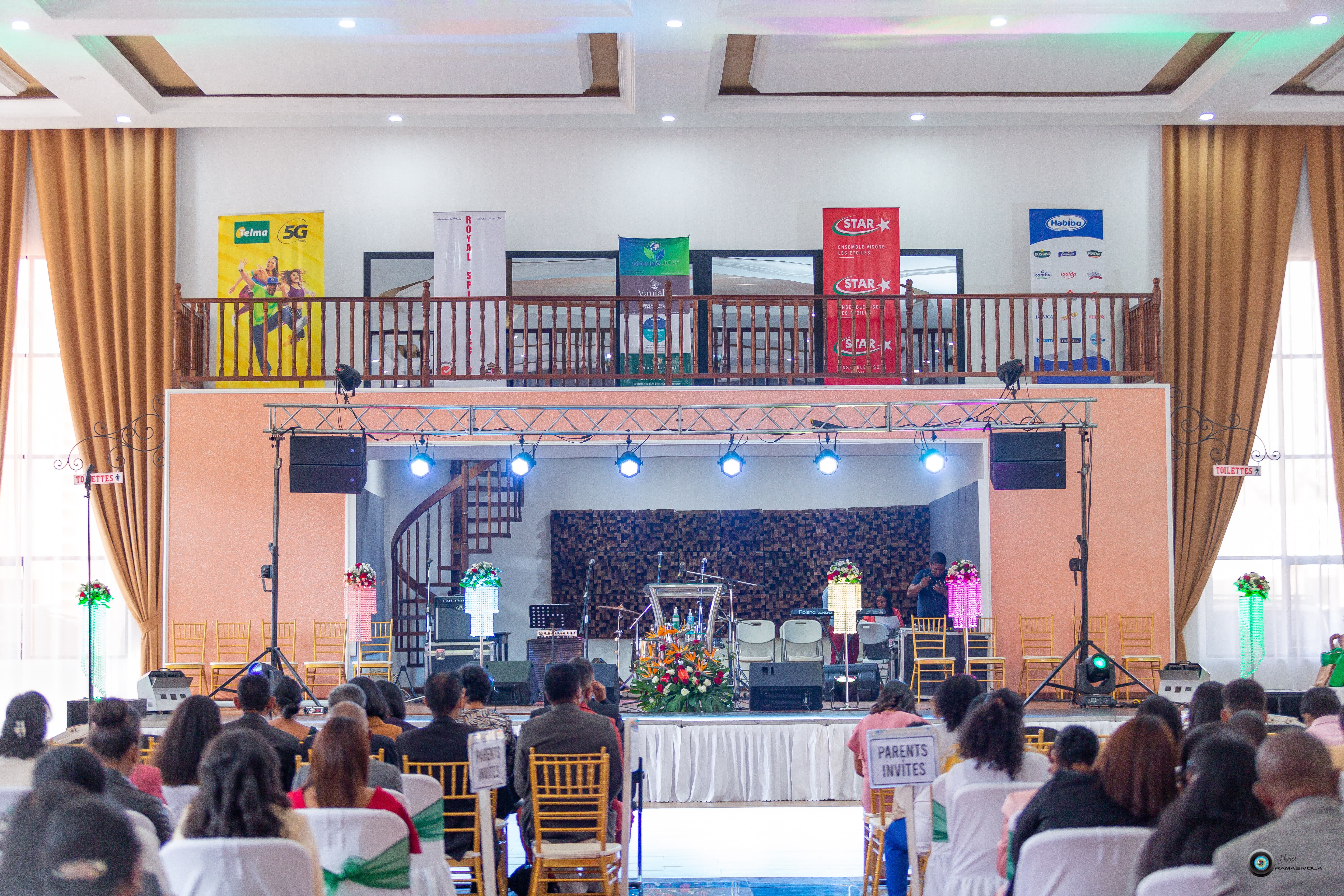 Sortie de promotion de l'université Aceem