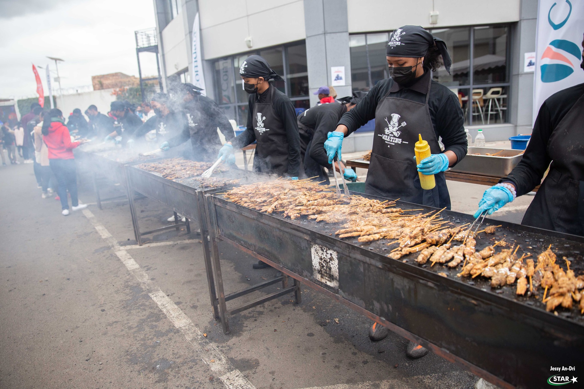 LE PLUS GRAND BARBECUE D'AFRIQUE ORGANISE PAR COMDATA