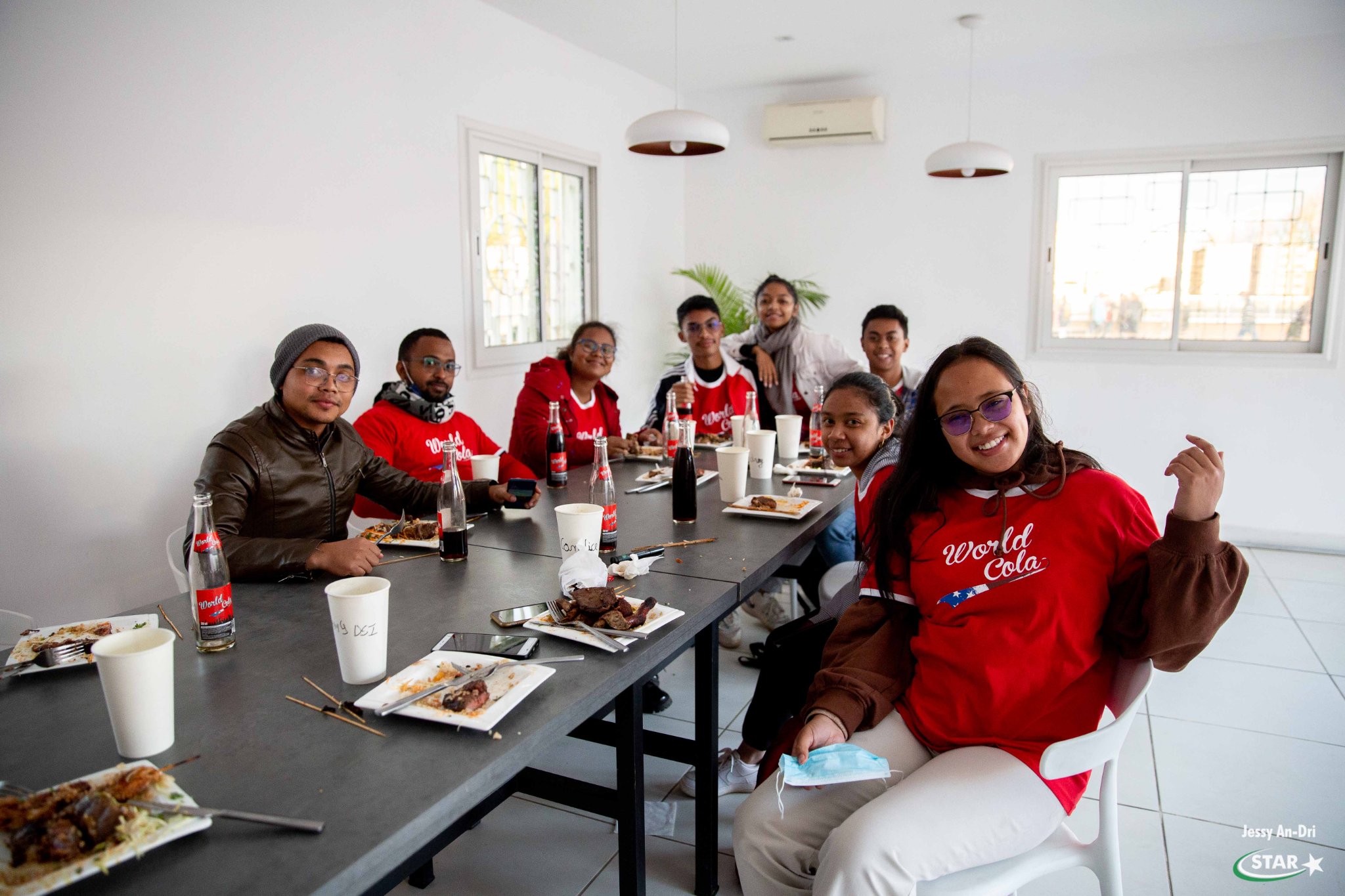 AFTERWORK WORLD COLA