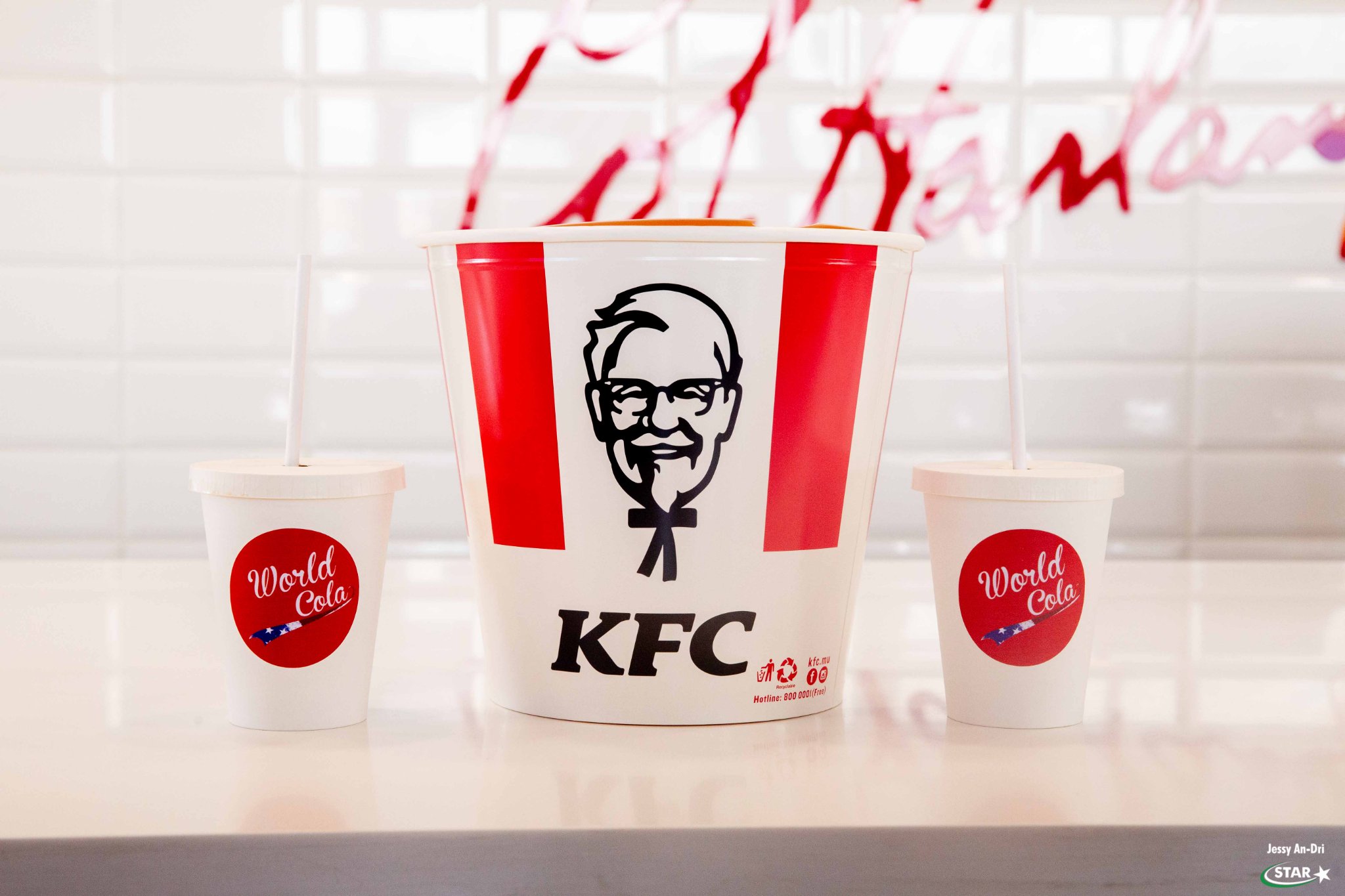 WORLD COLA x KFC Madagascar