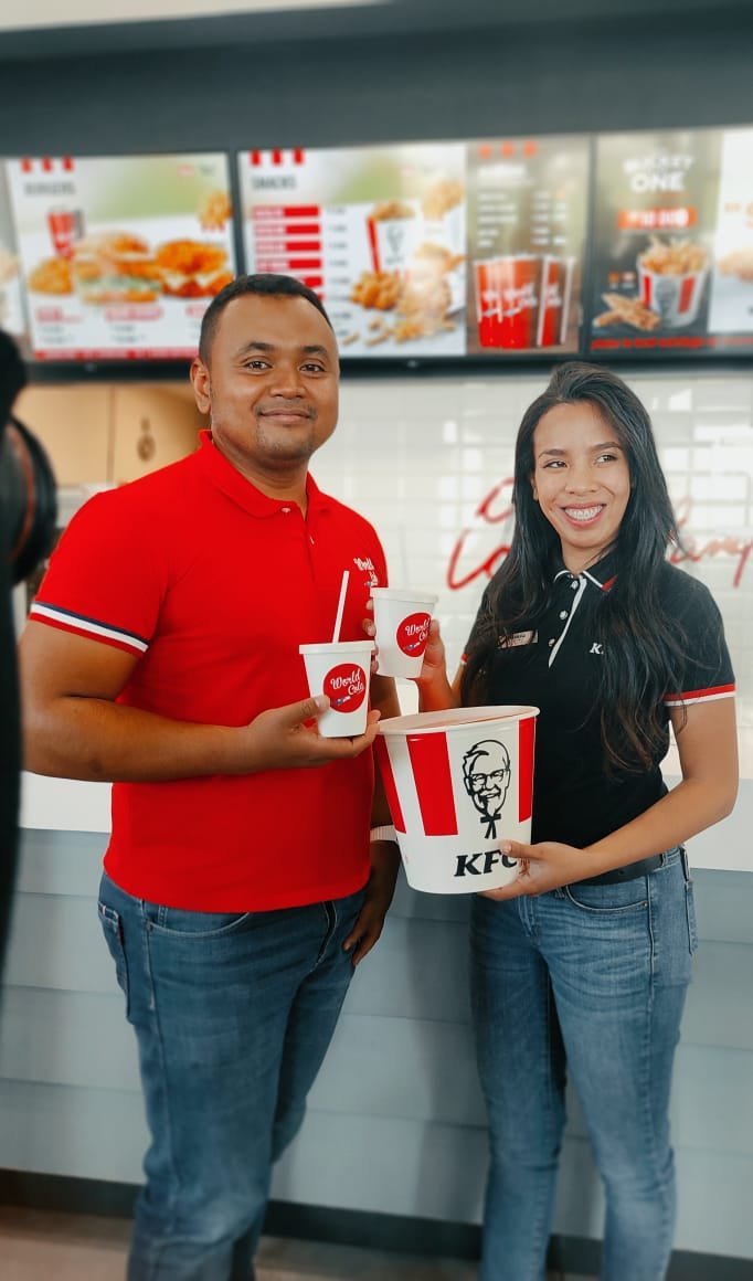 WORLD COLA x KFC Madagascar