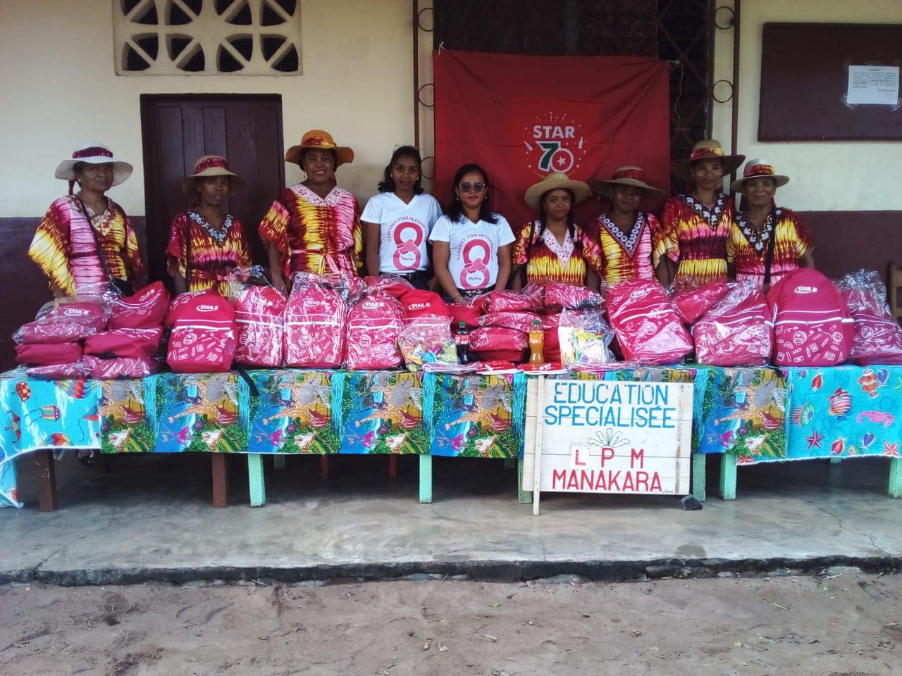 Les femmes STAR dévouées pour la Célébration du 08 Mars