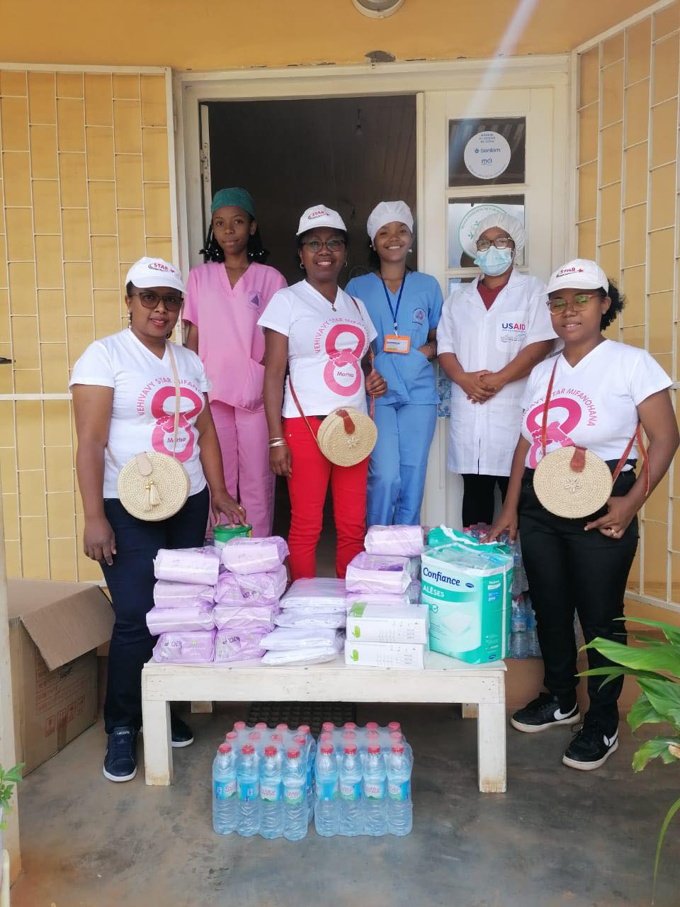 Les femmes STAR dévouées pour la Célébration du 08 Mars