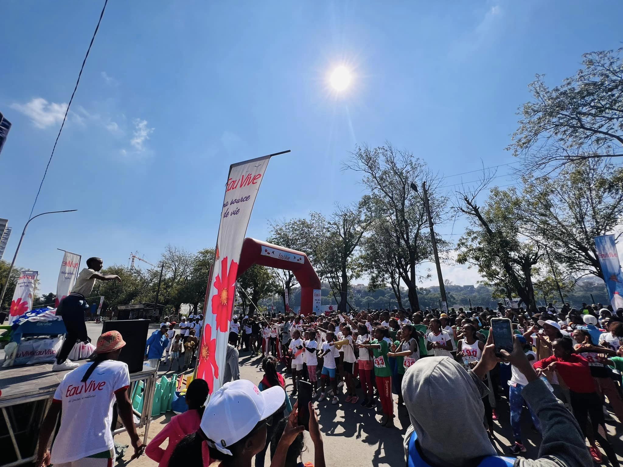 Eau Vive Athlétisme pour tous : un événement sportif inspirant à Antananarivo