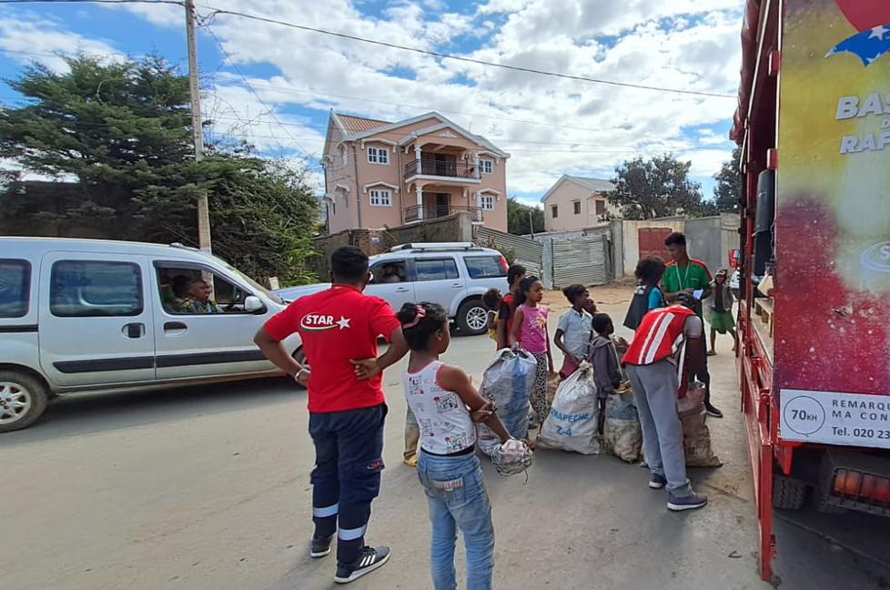 TOUR DE QUARTIER KOPAKELATRA
