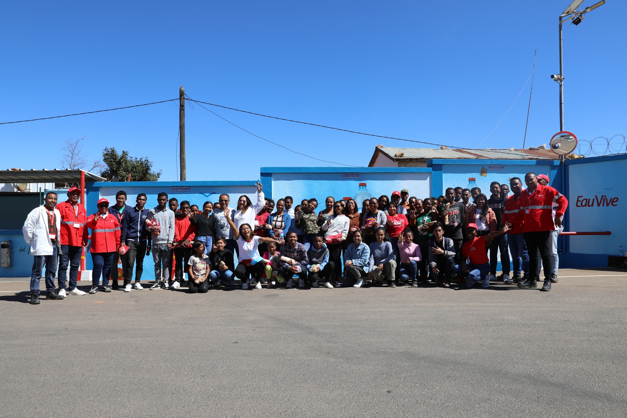 Visite d'usine par les collaborateurs et leurs familles