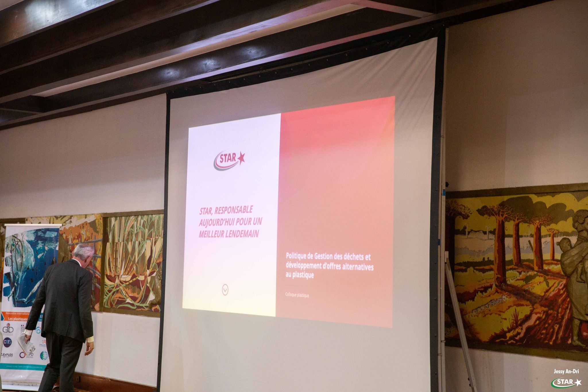 Rencontre internationale « Les plastiques dans l'Océan Indien »