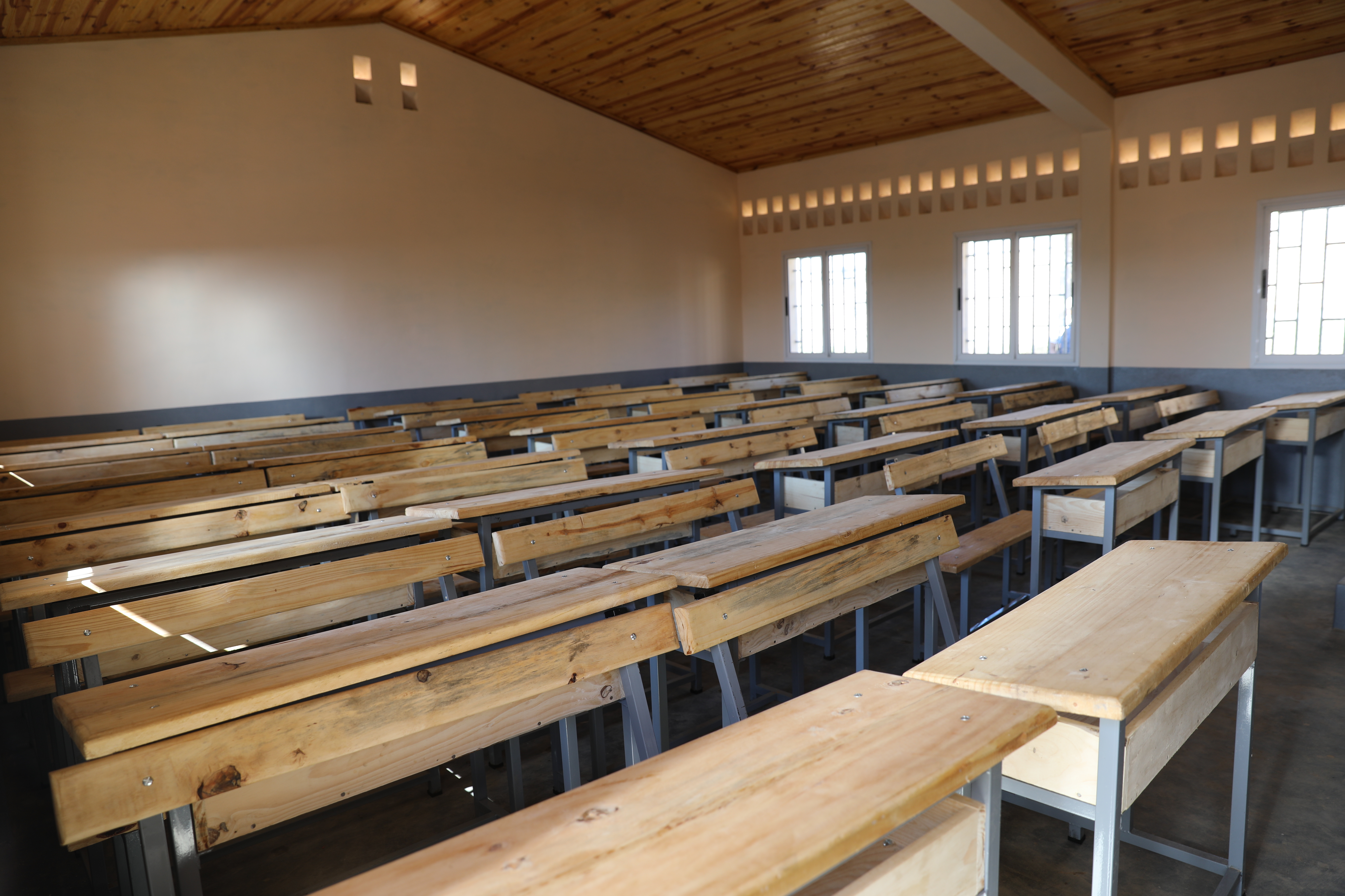 Inauguration du Lycée Mahazina Ambatolampy